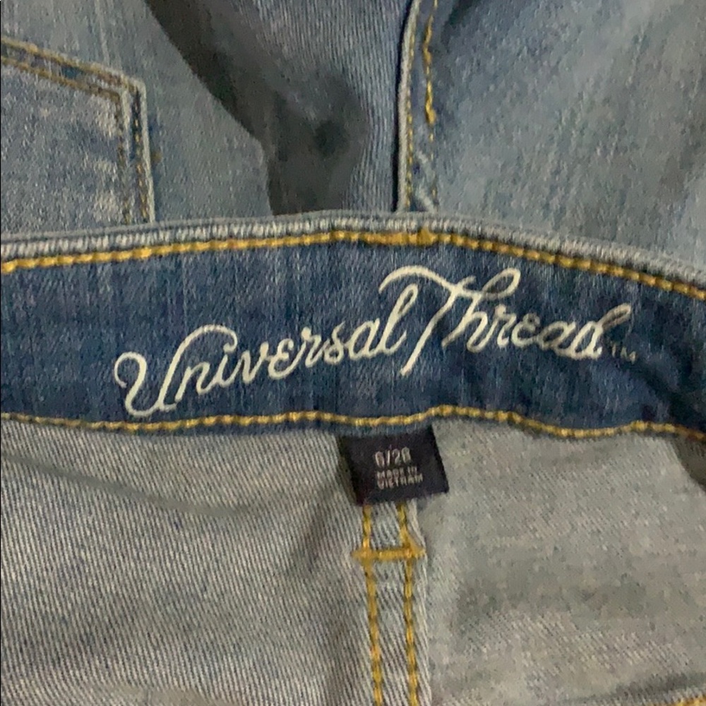 Shorts - Picture 3 of 3